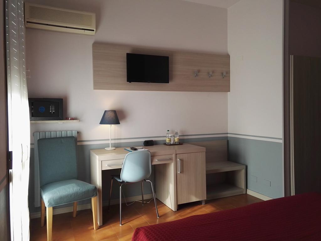 Hotel Astoria Tabiano Terme Extérieur photo