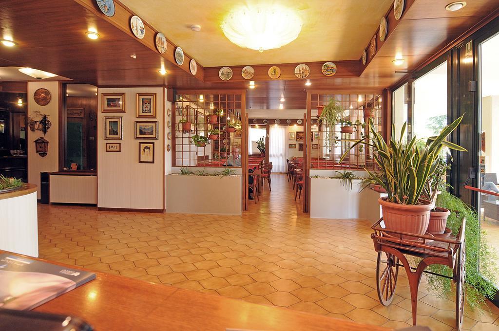 Hotel Astoria Tabiano Terme Extérieur photo