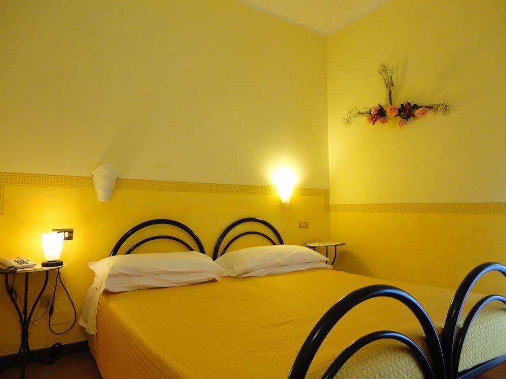 Hotel Astoria Tabiano Terme Extérieur photo